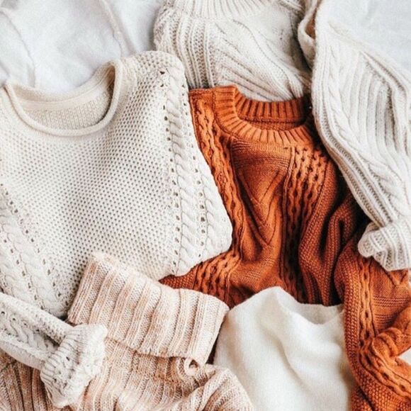 Hiatus | 5 Item Mystery Box - 1 NWT item guarenteed! - Picture 1 of 8